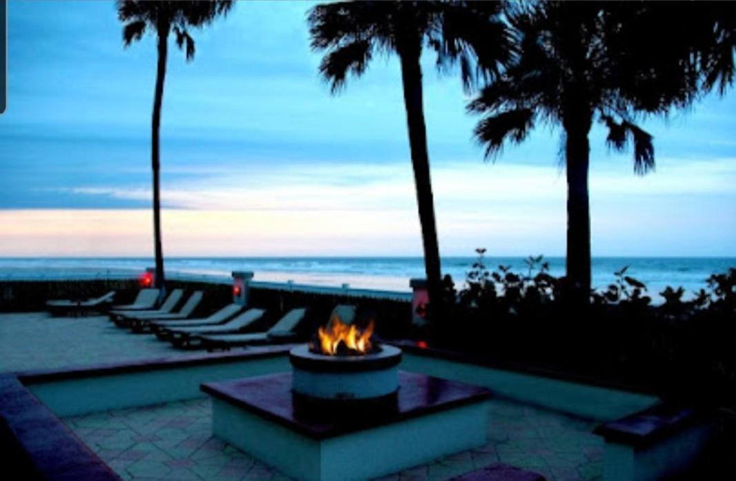 Stay On The Beach! Wonderful Location! Дейтона Бийч Екстериор снимка